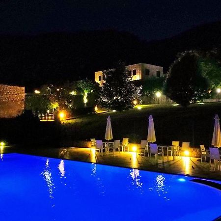 Sotto Il Cielo Hotel Пиньола Экстерьер фото