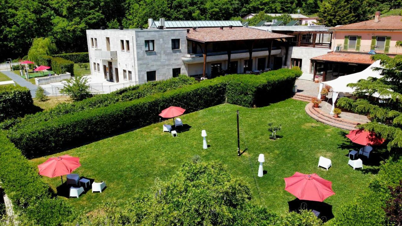 Sotto Il Cielo Hotel Пиньола Экстерьер фото