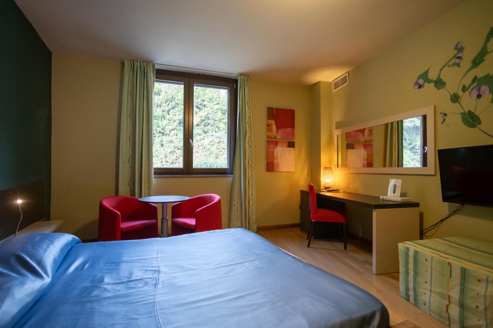 Sotto Il Cielo Hotel Пиньола Экстерьер фото