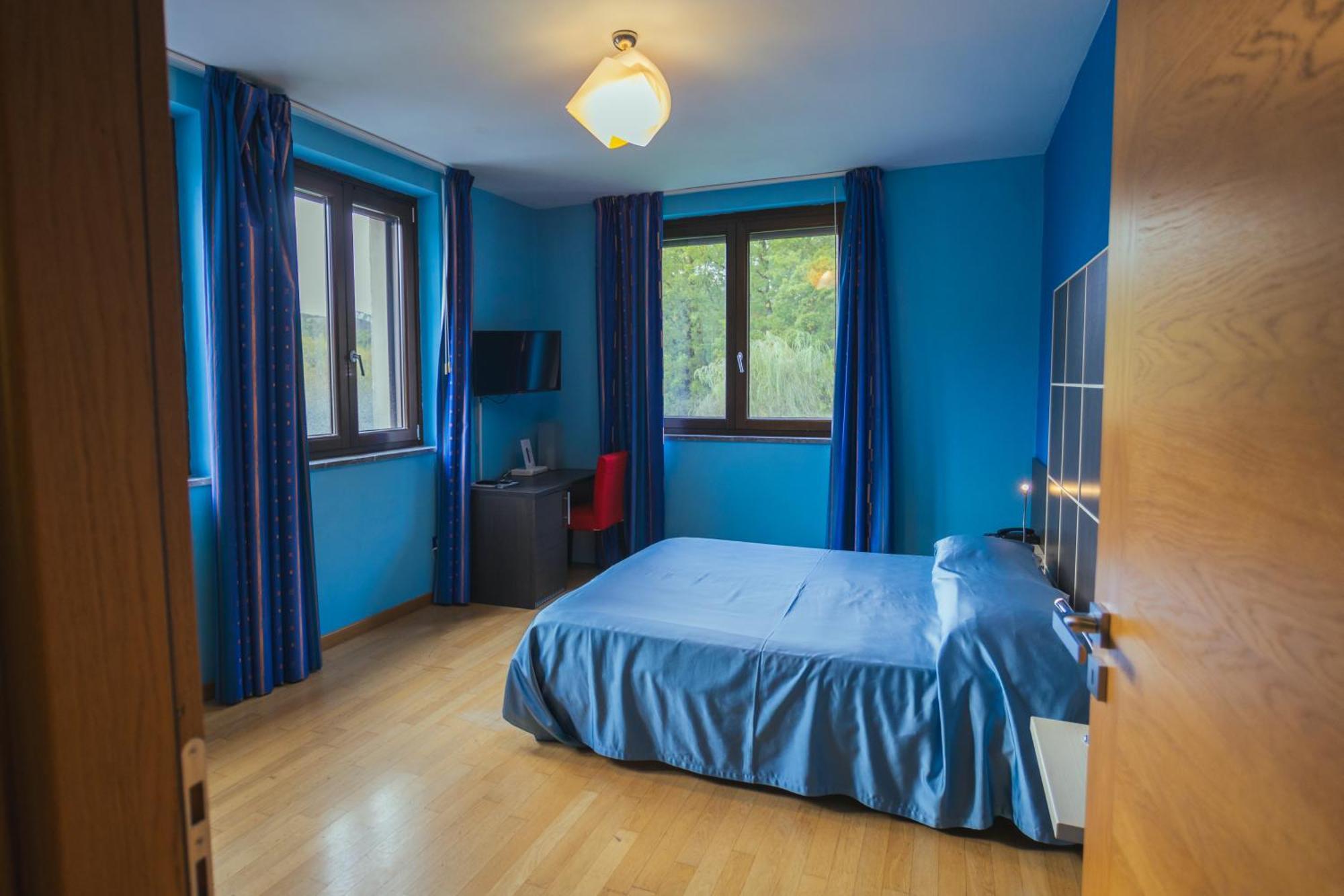 Sotto Il Cielo Hotel Пиньола Экстерьер фото