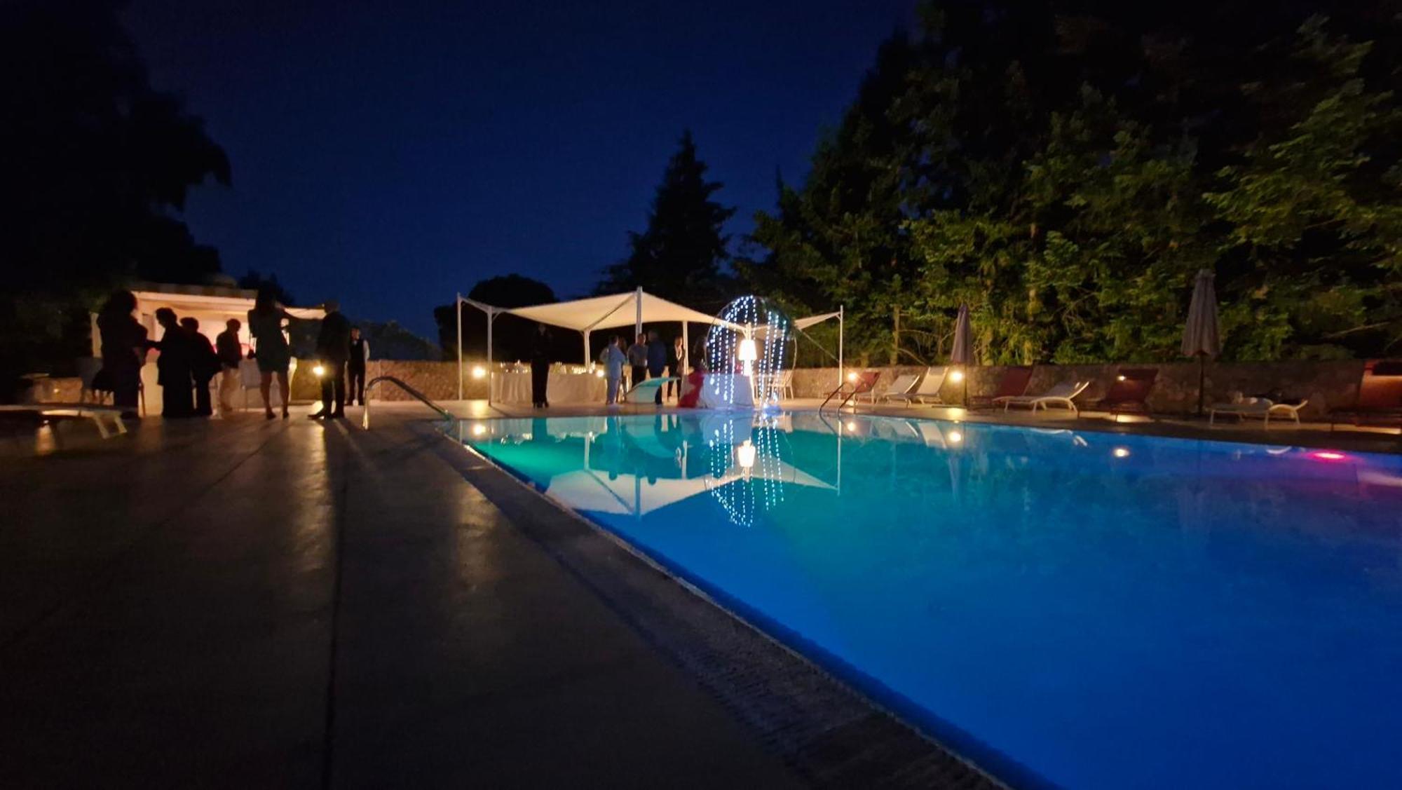 Sotto Il Cielo Hotel Пиньола Экстерьер фото